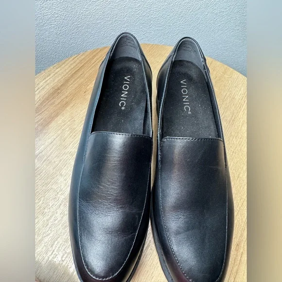 Vionic Kensley Slip-on Loafer - Picture 6 of 10